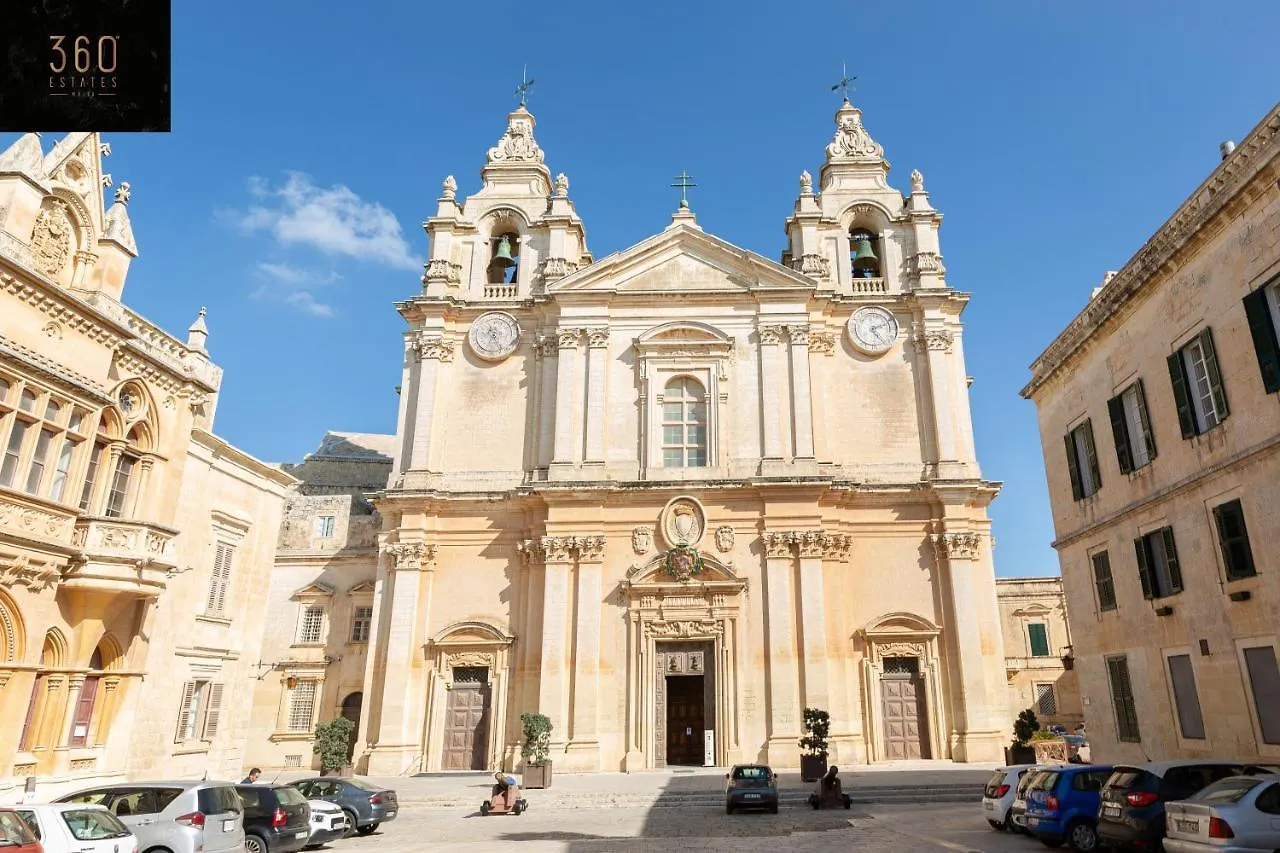 Palazzo 16Th Century Mdina, Opposite St Paul'S Cathedral By 360 Estates Apartment