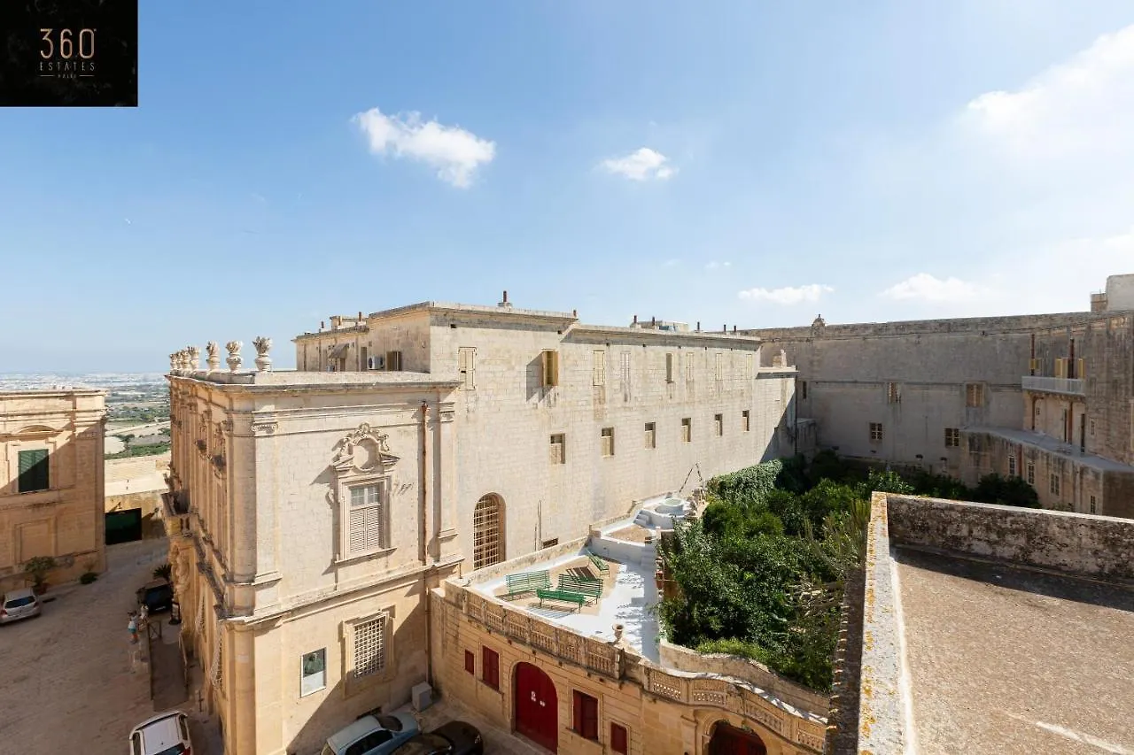 Palazzo 16Th Century Mdina, Opposite St Paul'S Cathedral By 360 Estates Apartment